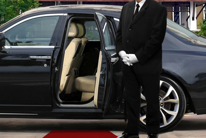 Luxury Roundtrip transfer to and from hotel